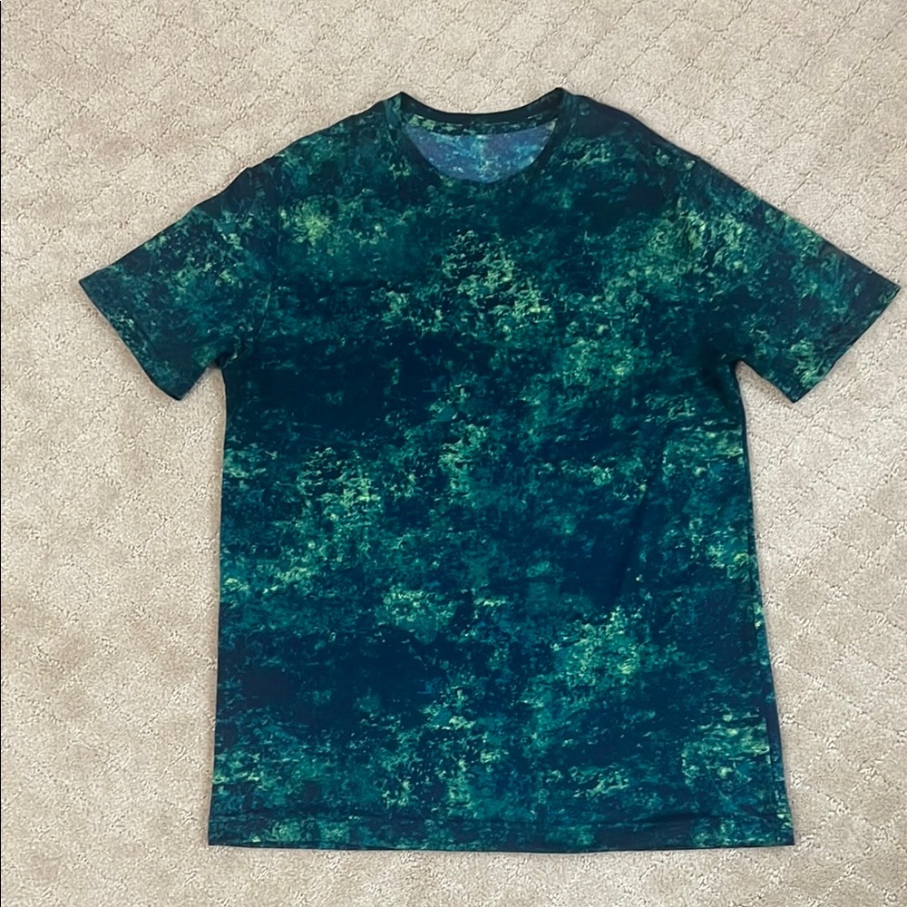 Men’s Old Navy activewear top